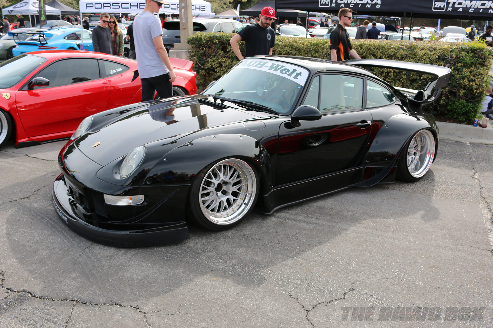 black Porsche at the Purist Group Winter Drive 2018