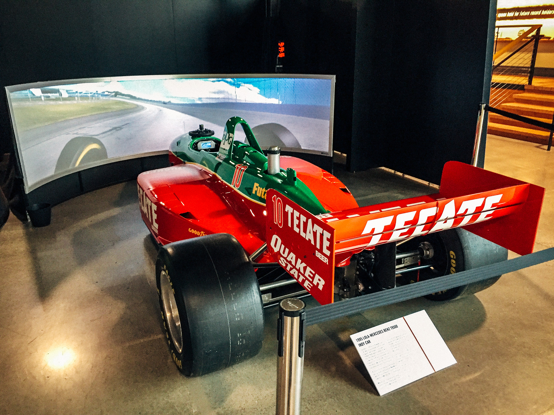 1995 Lola-Mercedes Benz T9500 Indy car simulator at the World of Speed Museum