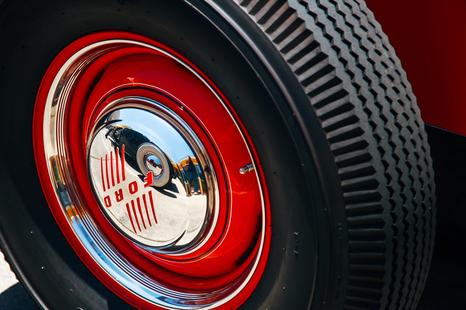 Bias Ply tires on a Ford hot rod