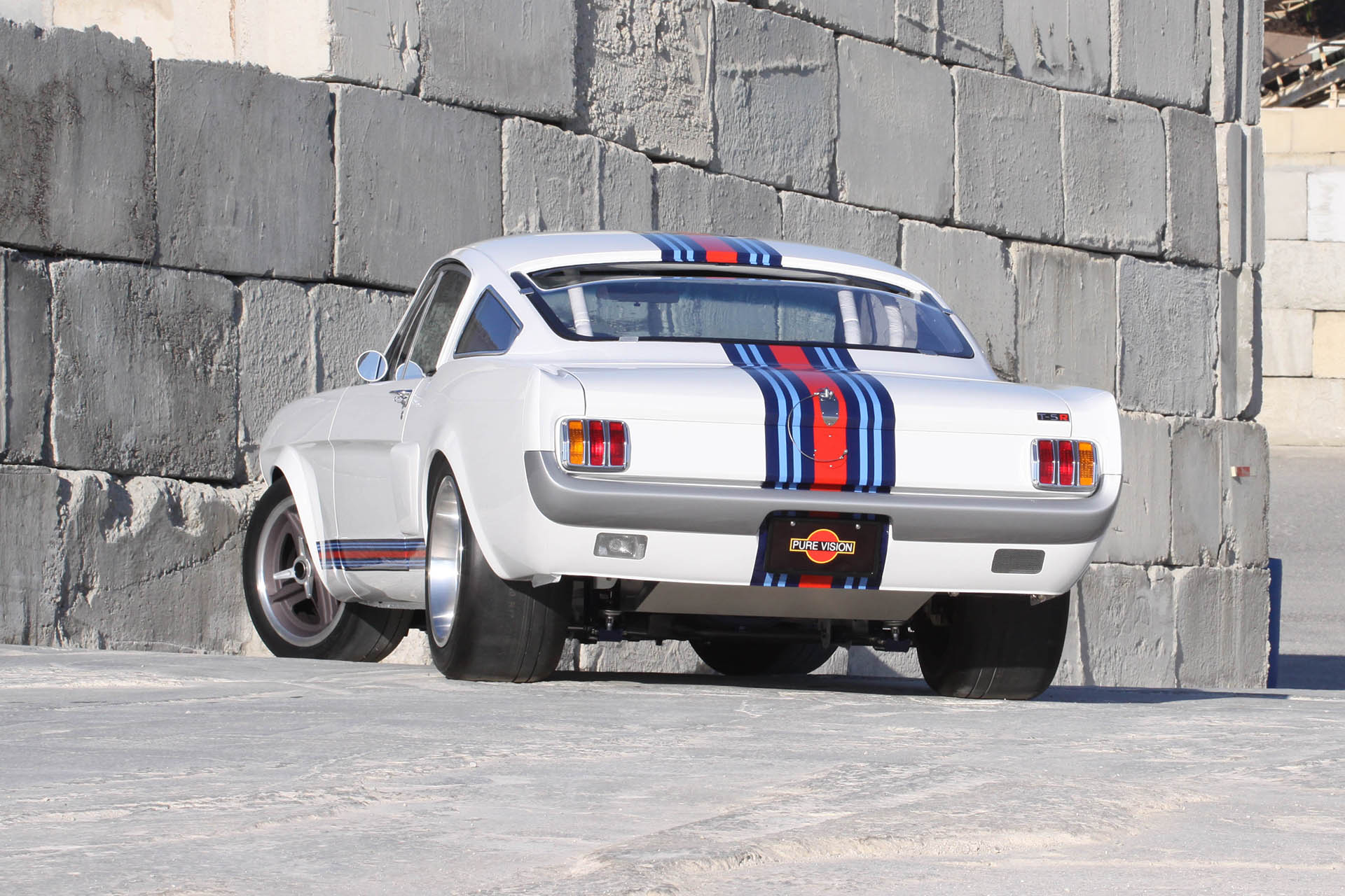 Martini Mustang rear