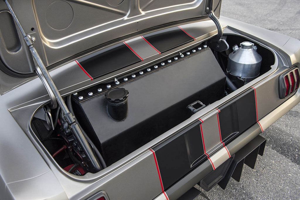 Trunk mounted fuel cell in an early mustang