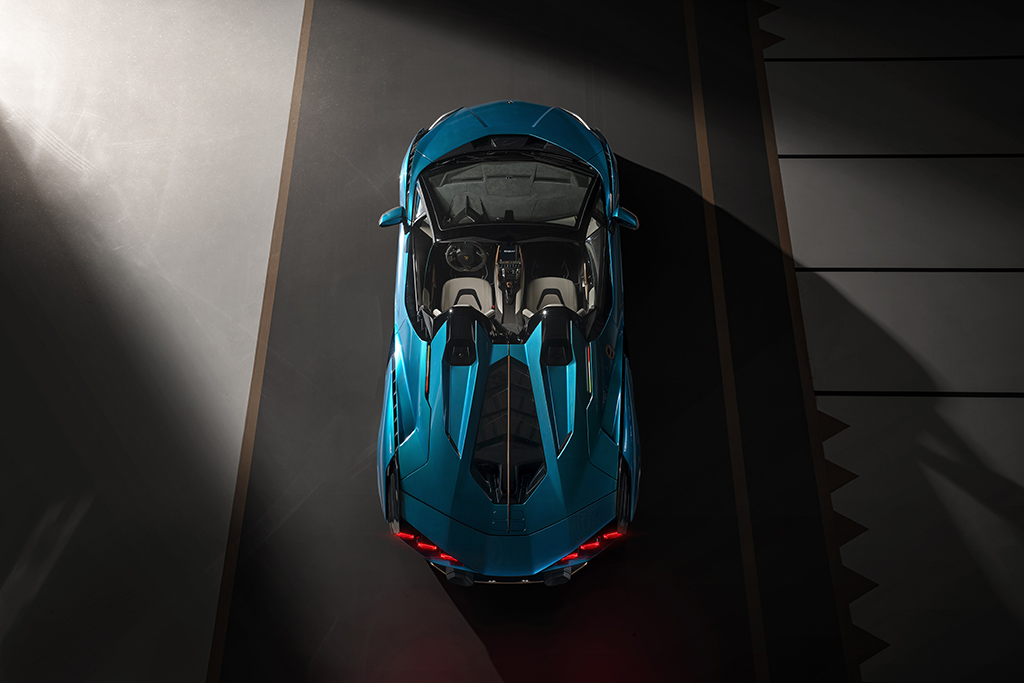 lamborghini sian top down