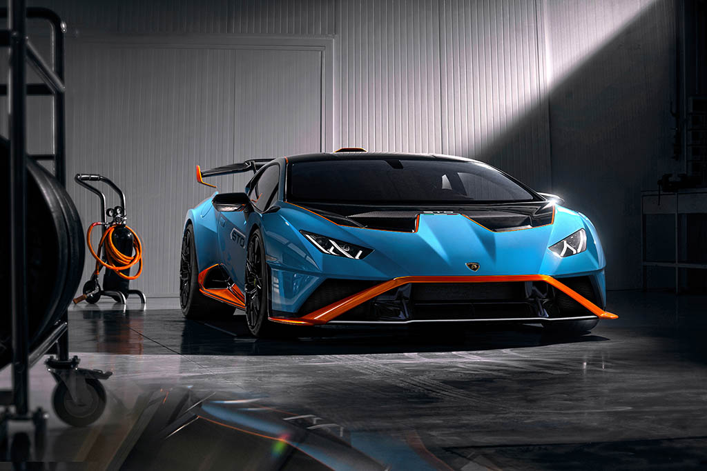 front three-quarter of lamborghini huracan sto