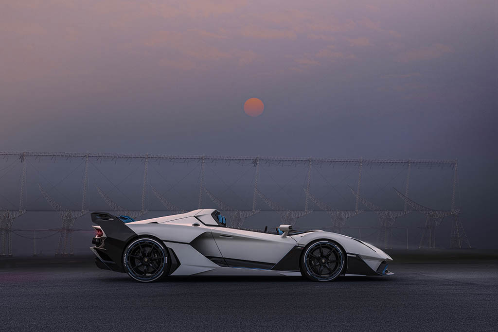 profile shot of lamborghini sc20