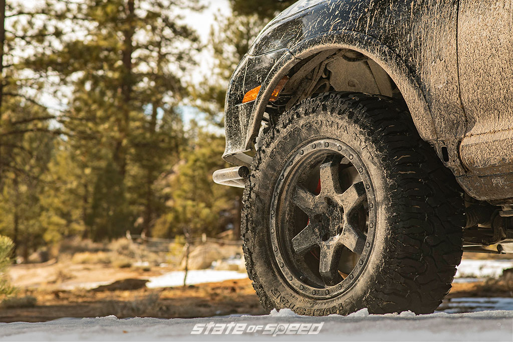 Porsche Cayenne offroad overlander on 35 inch tires