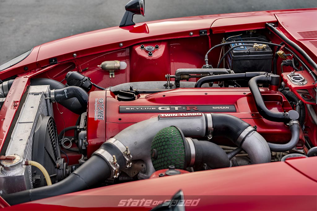 Nissan Skyline GT-R RB26DETT twin turbo inline six engine inside a Nissan/Datsun 240Z
