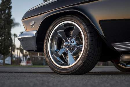 <a href="https://www.milestartires.com/passenger-tires/ms932-sport/" target="_blank" rel="noopener noreferrer"><span style="text-decoration: underline;">Milestar MS932 Sport</span></a> Radial Ply tires on <a href="https://www.stateofspeed.com/2019/01/02/raymond-ernandez-1962-chevy-impala-ss/" target="_blank" rel="noopener noreferrer"><span style="text-decoration: underline;">Raymond Ernandez’s 1962 Chevrolet Impala SS</span></a>